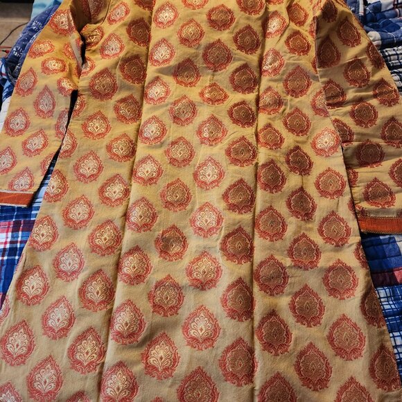 Garba Wedding Kurta - Picture 3 of 4